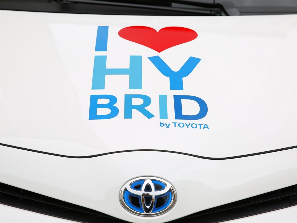 Vad är en hybridbil