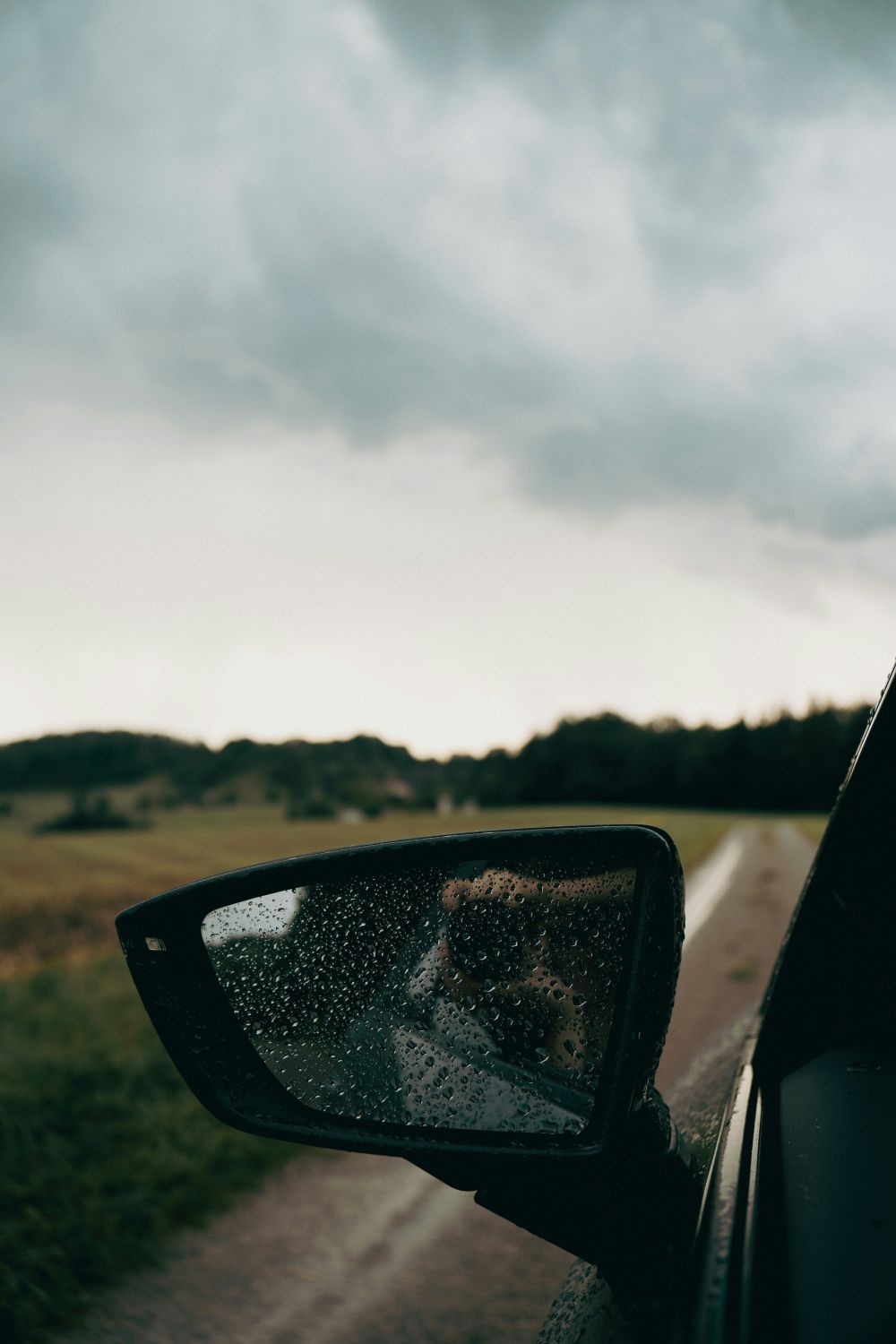 Kan åska skada bilens elektronik – och hur skyddar du den?